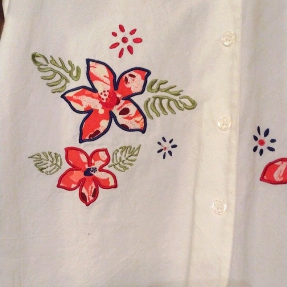 Cute and Crisp. - Picture 2 of 4